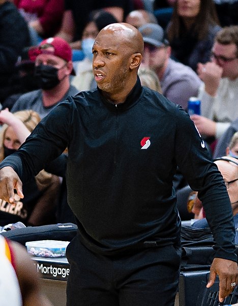 File:Billups coach (cropped).jpg