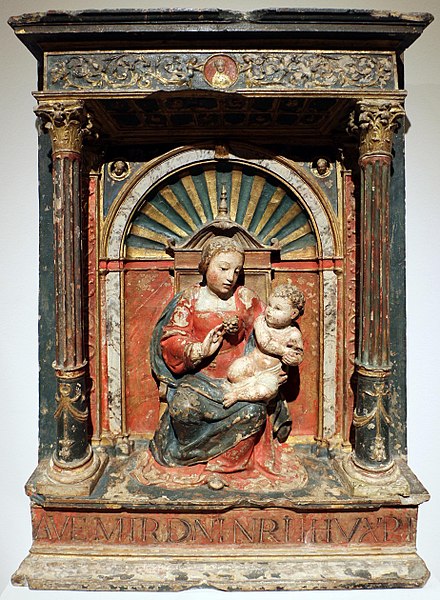 File:Bottega di coimbra, altarolo con madonna col bambino, 1525-50 ca.jpg