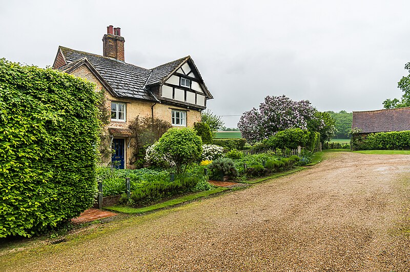 File:Buckinghill Farm House - geograph.org.uk - 5772965.jpg