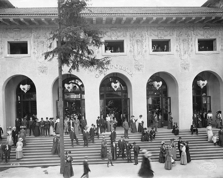 File:California Building entrance, Alaska Yukon Pacific Exposition, Seattle, June 1909 (AYP 389).jpeg