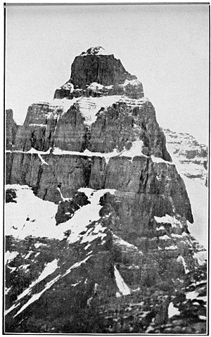 PINNACLE MOUNTAIN FROM SENTINEL PASS