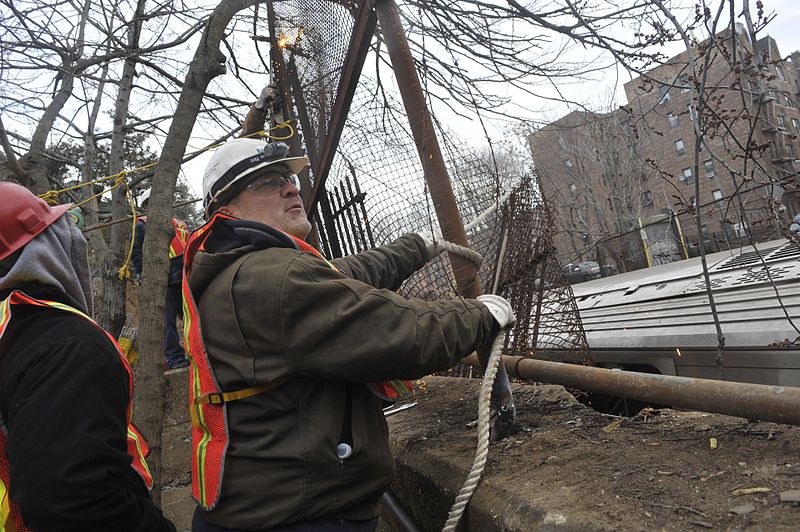 File:Car Falls on Q Train (13271375404).jpg