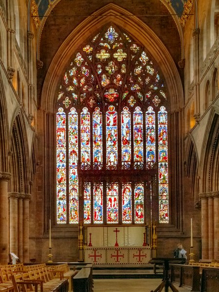 File:Carlisle Cathedral, High Altar and East Window - geograph.org.uk - 3338548.jpg