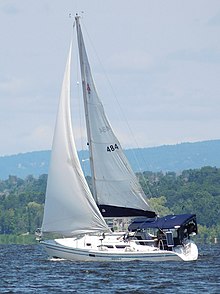 Catalina 28 Mk II Catalina 28 Mark II sailboat Australis 1917.jpg