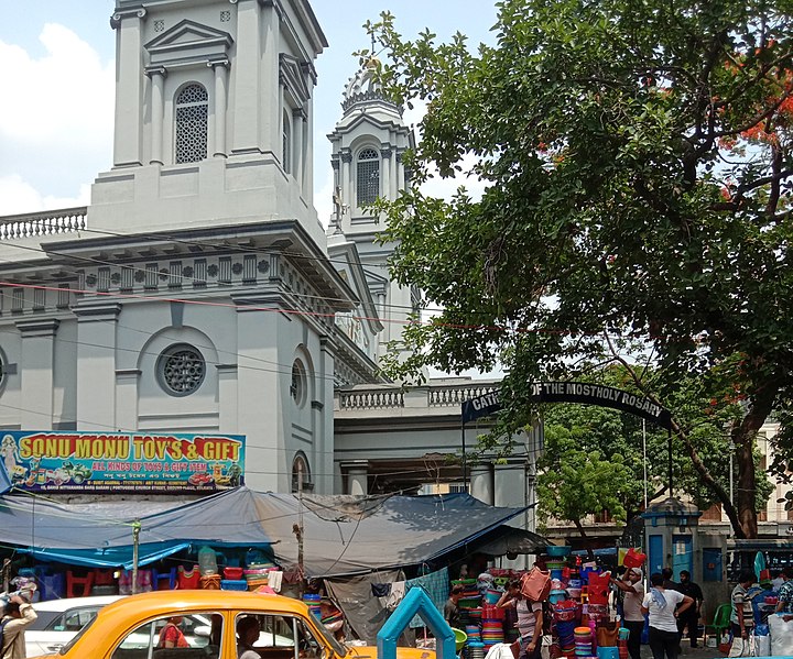 File:Cathedral of The Most Holy Rosary at Brabourne road, Bara Bazar, in Kolkata.jpg