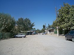 Central street, Beshkent.JPG