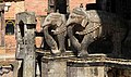 Changu Narayan-Garuda Narayana-56-sued-Elefanten-2013-gje.jpg