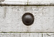 Embedded cannonball in Facade. Chiesa di San Salvador - palla di cannone.jpg