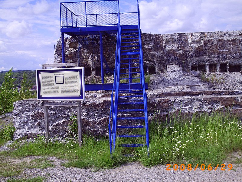 File:Cobalt Lookout - panoramio.jpg