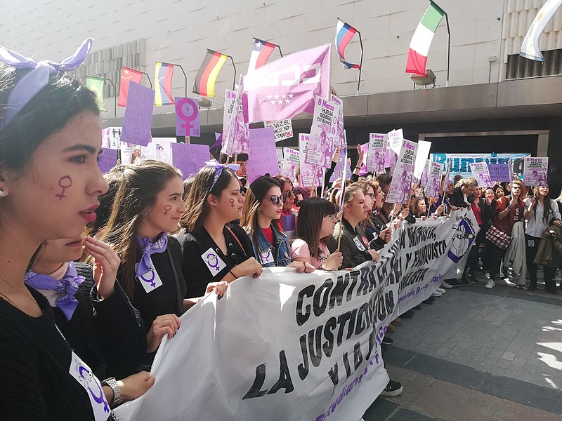 File:Concentración del Sindicato de Estudiantes por la Huelga Feminista 8M 2019.jpg