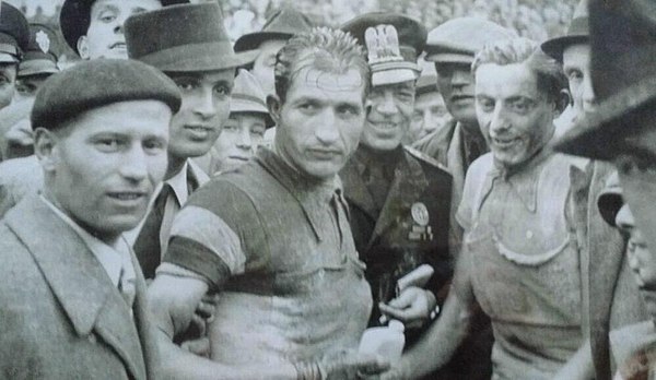 Fausto Coppi and Gino Bartali