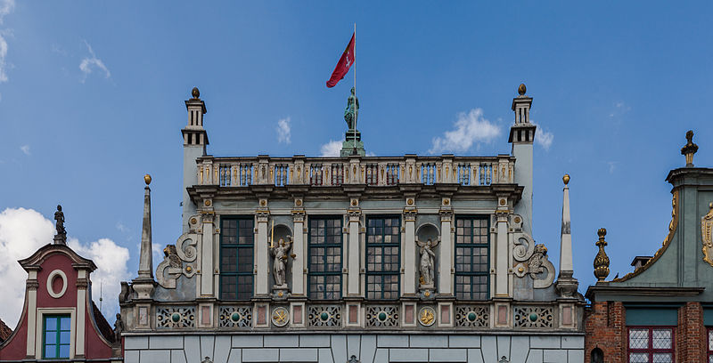 File:Corte Artus, Gdansk, Polonia, 2013-05-20, DD 02.jpg