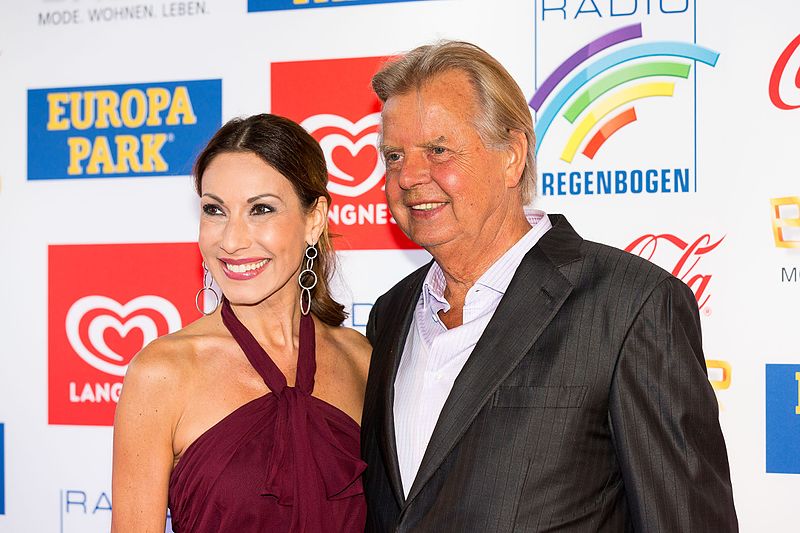 File:Dagmar Koegel, Karlheinz Koegel - 2017097194136 2017-04-07 Radio Regenbogen Award 2017 - Sven - 1D X - 1240 - DV3P9115 mod.jpg