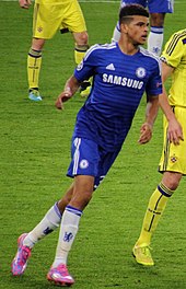 Solanke playing for Chelsea in 2014 Dominic Solanke v Maribor 2014.jpg
