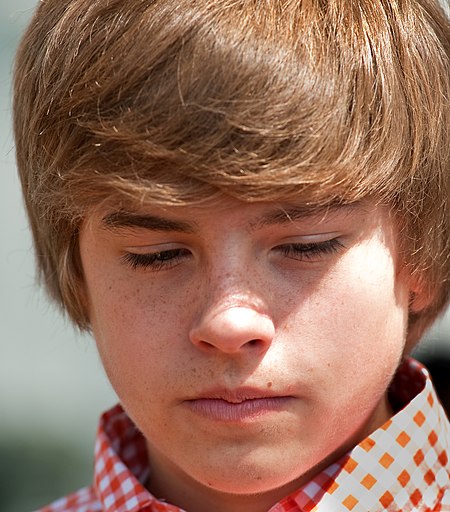 Dylan_Sprouse