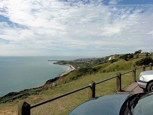 East Cliff ^ Warren Country Park - geograph.org.uk - 2624870