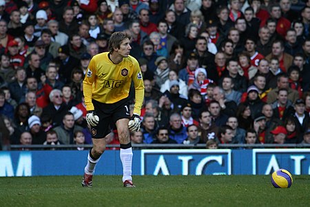 Tập_tin:Edwin_van_der_Sar_playing_for_MUFC.jpg