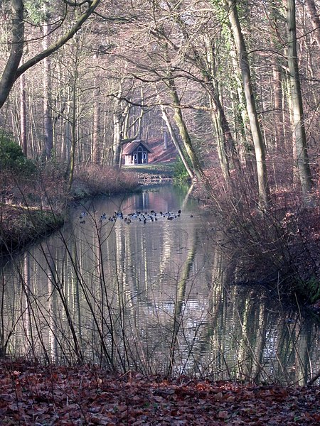 File:Elswout, Overveen, Holland 17 januari 2012 - panoramio.jpg