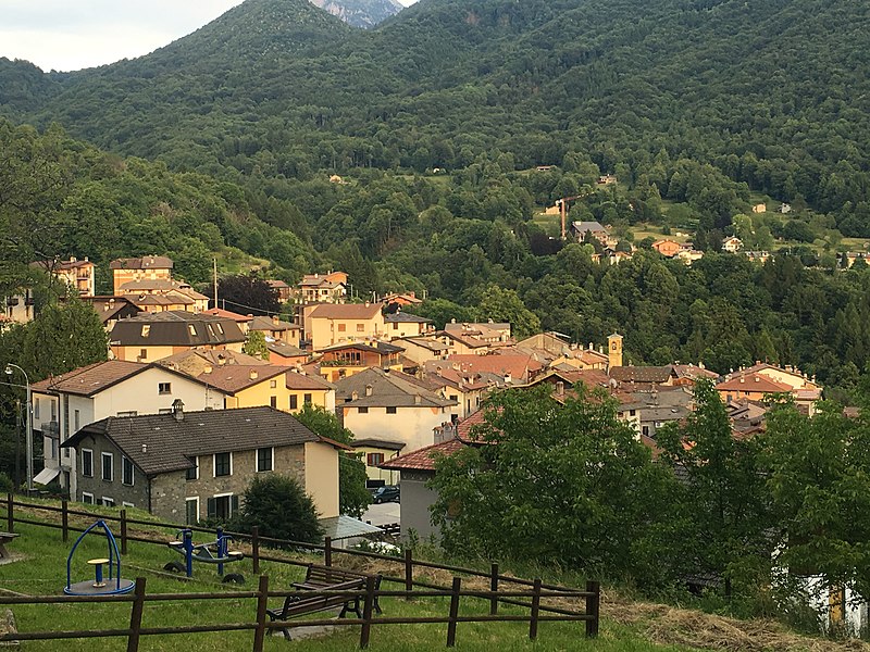 File:Esino Lario at sunset.jpg