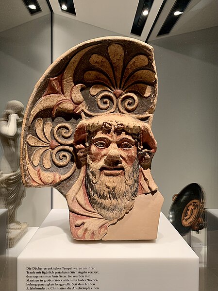 File:Etruscan antefix with head of Silen and anthemien nimbus, 4th century BC, from Cerveteri, Italy, ceramic, Antikensammlung TC 6681.2d, in the Neues Museum, Berlin (01).jpg