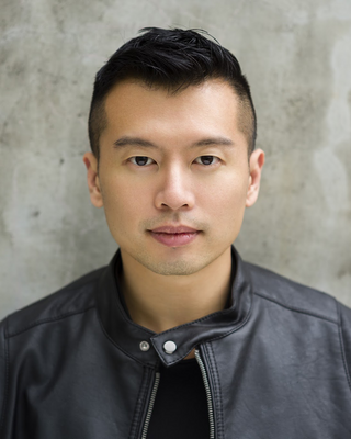 <span class="mw-page-title-main">Euwyn Poon</span> Singapore-born entrepreneur (born 1984)