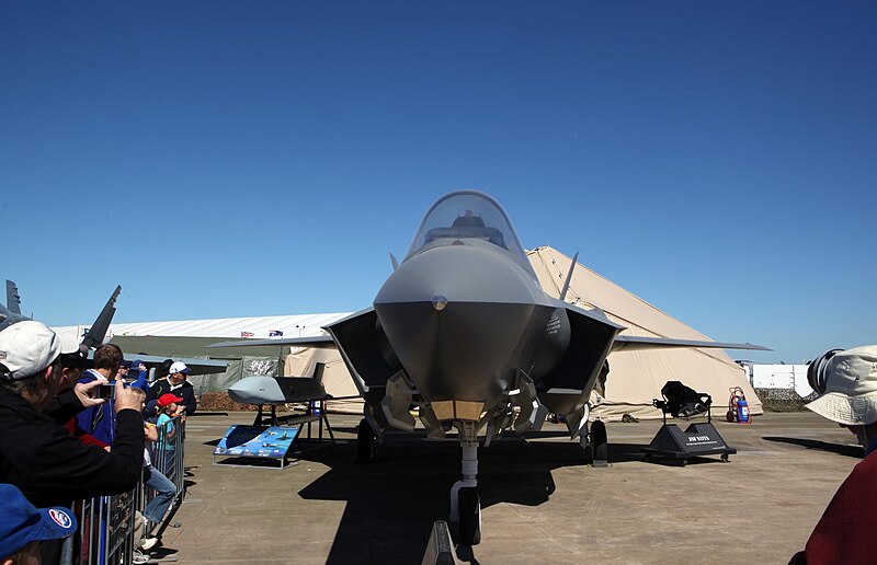 File:F-35 on display at Laverton, Western Australia.jpg