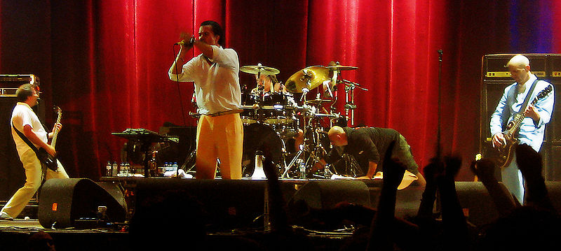 File:Faith No More 2009.jpg