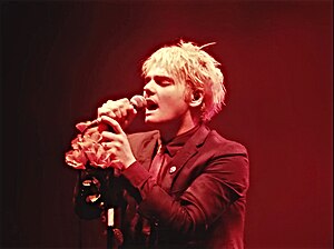 Gerard Way, Southampton Guildhall (16208494349).jpg