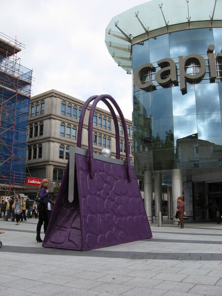 File:Gladrags and handbags^ - geograph.org.uk - 1514423.jpg