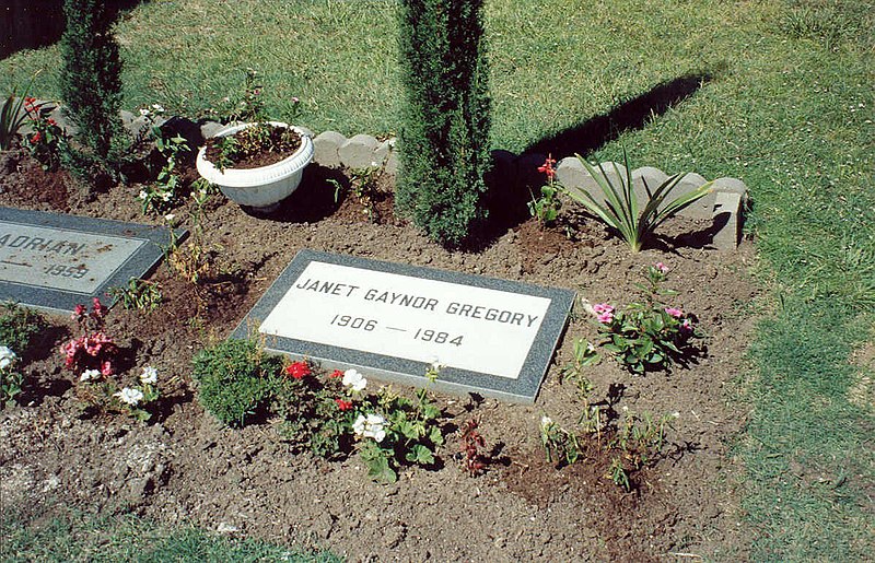 File:Grave of Janet Gaynor.jpg