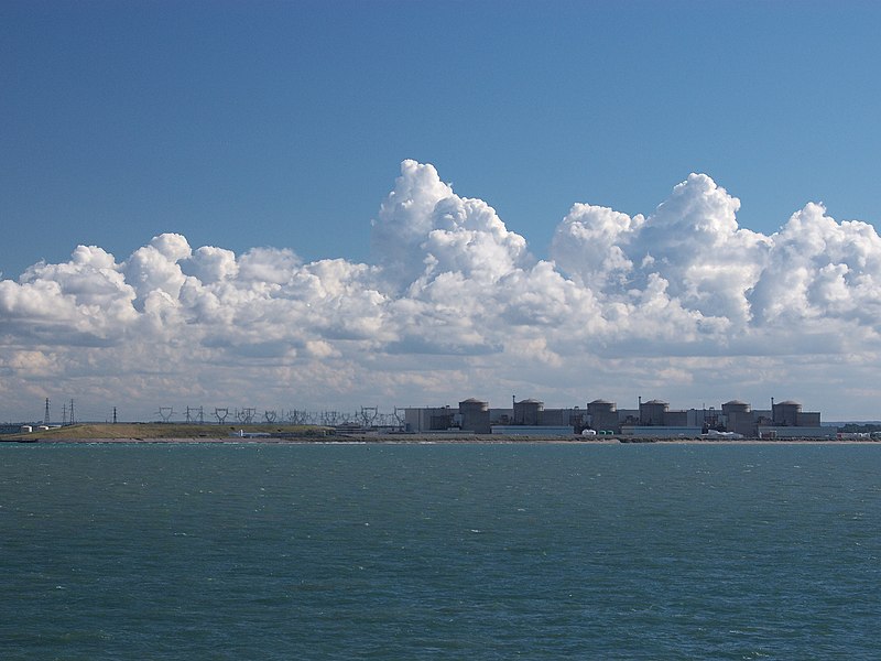 File:Gravelines nuclear power plant.jpg