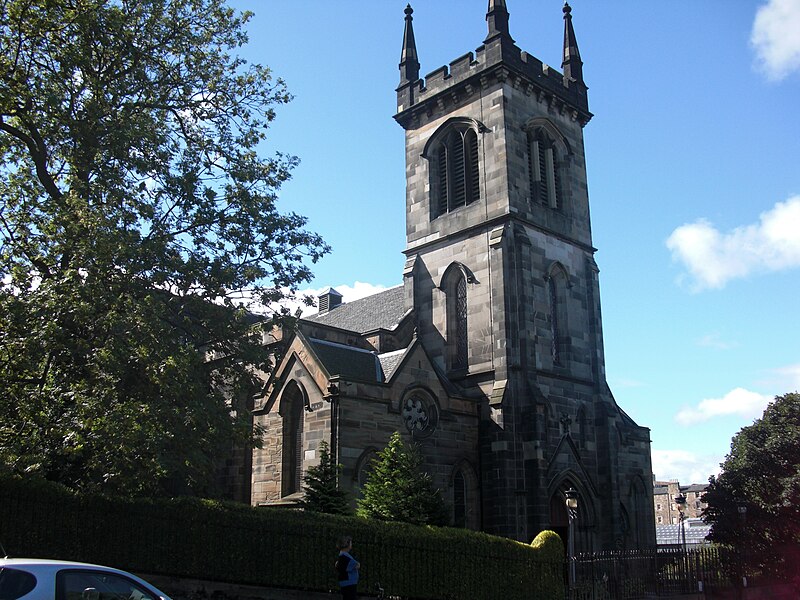 File:Greenside Parish Church.JPG