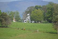 Haugh House von der Port Republic Road.jpg