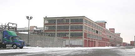 Gran edificio que forma parte del complejo de la planta de Ford (ahora el Centro Industrial de Highland Park)
