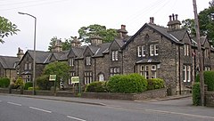 Casas abaixo da igreja, Wakefield Road, Lightcliffe, Hipperholme - geograph.org.uk - 187857.jpg