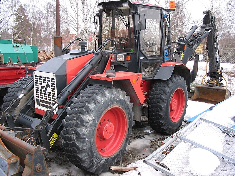 ** Huddig AB ** 800px-Huddig_backhoe_loader