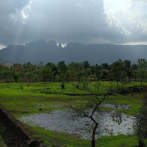 File:Igatpuri1.jpg