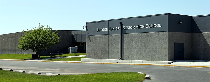 File:Irrigon Oregon high school pano.jpg