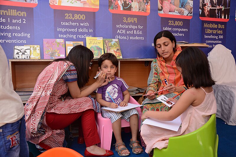 File:Islamabad Literature Festival, April 24 – 26, 2015 (17262080356).jpg