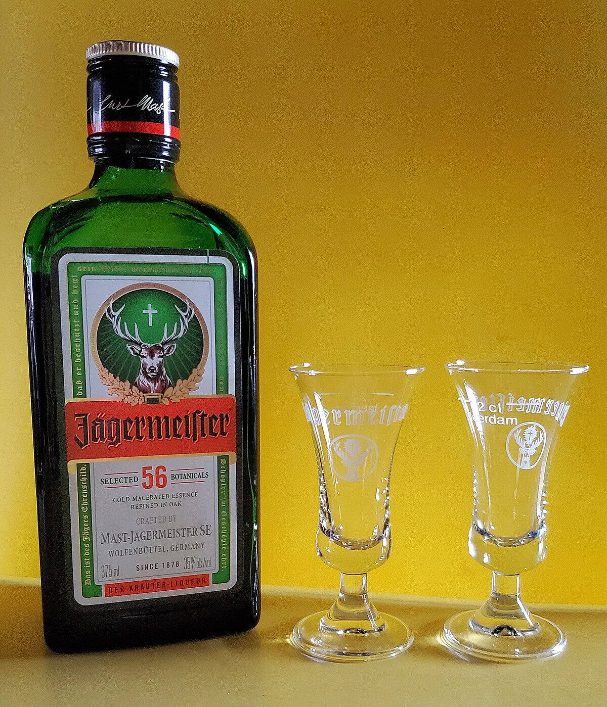 Shot glass - Wikipedia