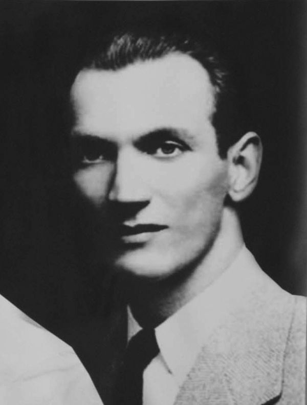 Jan Karski photo portrait