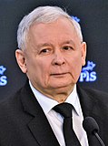 Jarosław Kaczyński Sejm 2016a (beskåret) .JPG