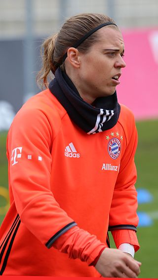 <span class="mw-page-title-main">Katharina Baunach</span> German footballer