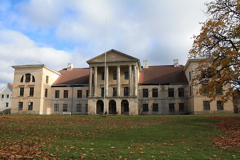 File:Kolga manor.jpg