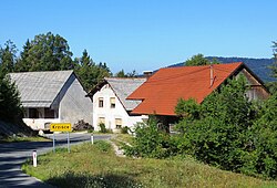 Krzisce Cerknica Словения.JPG