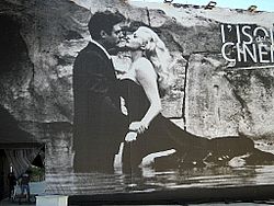 Marcello Mastroianni és Anita Ekberg