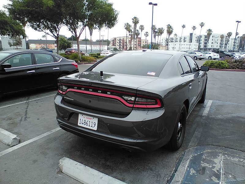 File:LAPD Dodge Charger Police Package 2.jpg