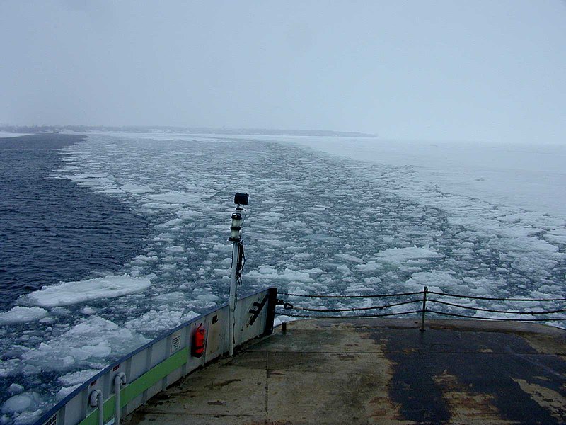 File:LCTC ferry EWW in winter 1.jpg