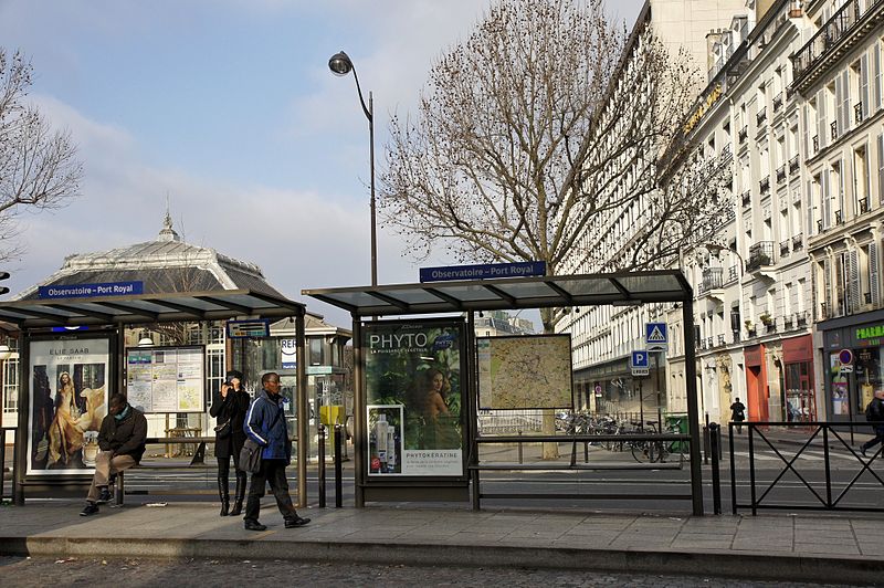 File:La station Port Royal, Paris decembre 2014.jpg