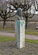 Busto de Auguste Laurent